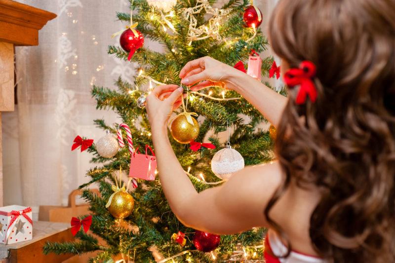 Jak nainstalovat vánoční stromek doma
